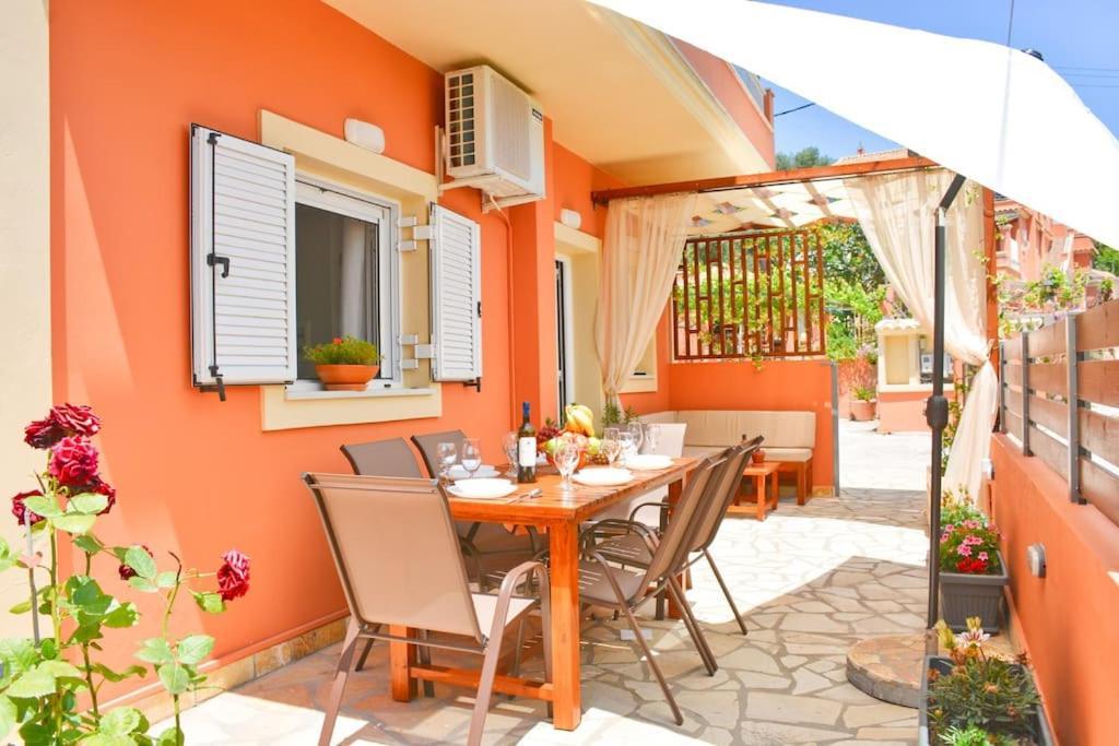 Kosmas Family House Appartamento *