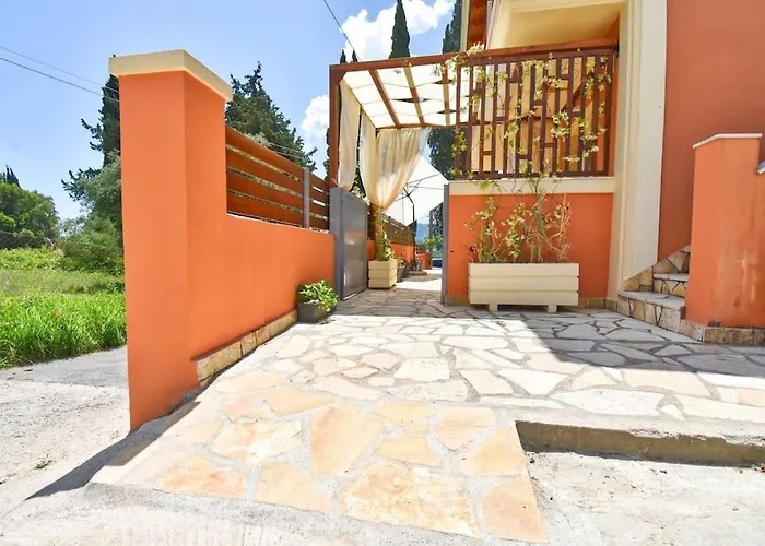 Kosmas Family House